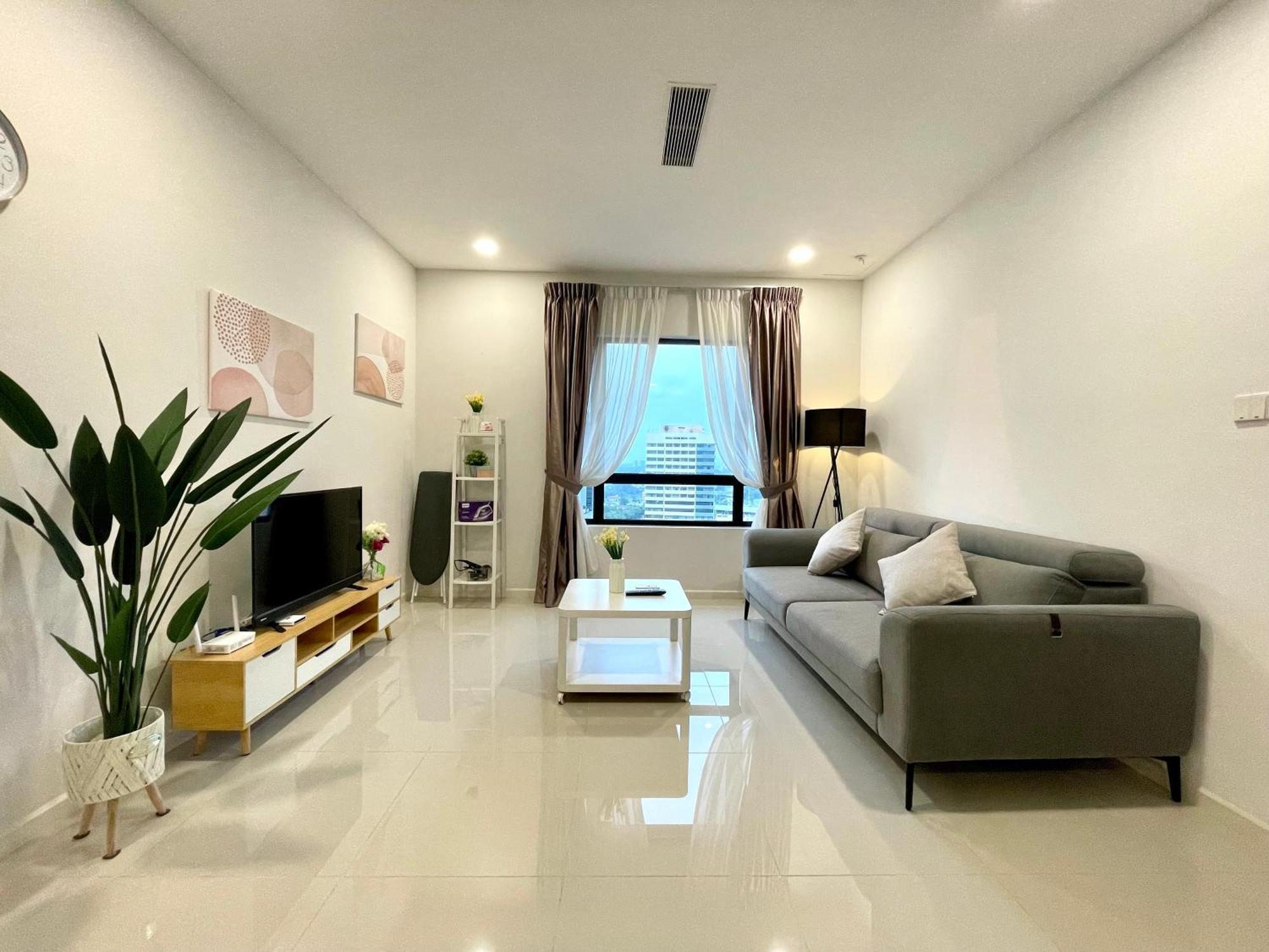 Luxe Suasana With Hot Tub By Yohome *