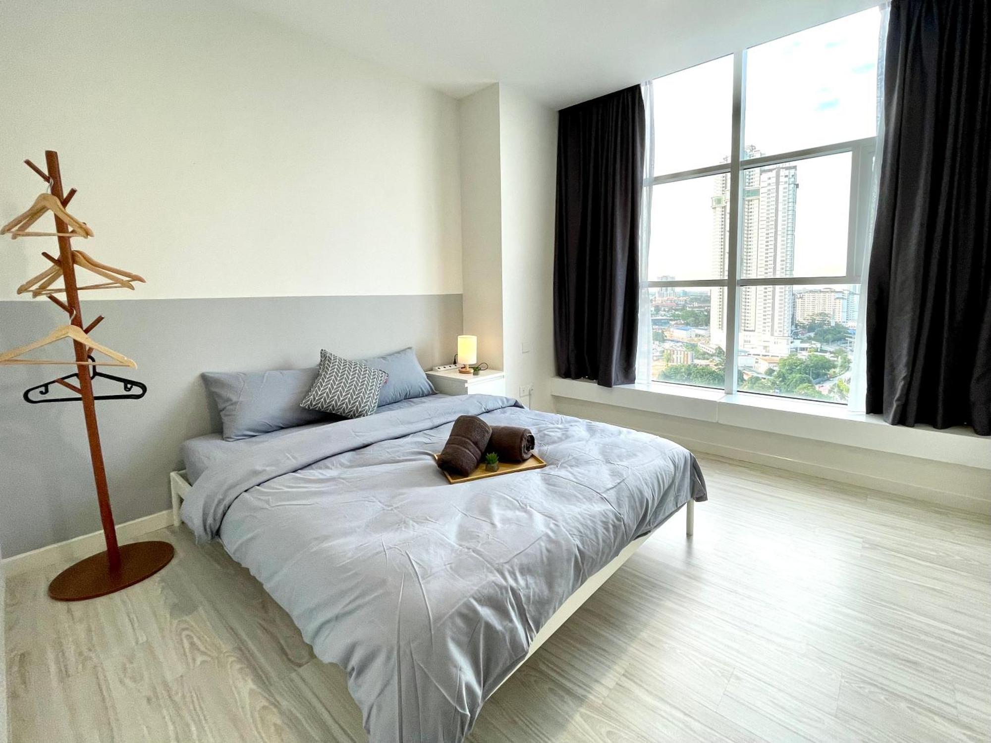 Luxe Suasana With Hot Tub By Yohome Apartment